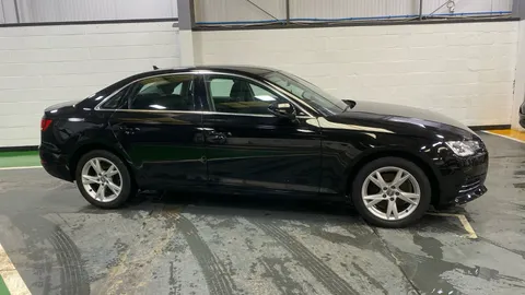 AUDI A4 1.4T FSI Sport