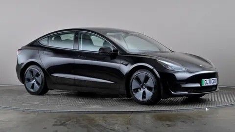 TESLA MODEL 3 Standard Plus Auto