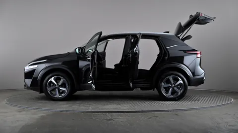 NISSAN QASHQAI 1.3 DiG-T MH 158 N-Connecta [Glass Rf] Xtronic