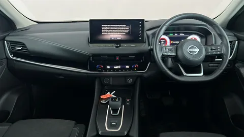 NISSAN QASHQAI 1.3 DiG-T MH 158 N-Connecta [Glass Rf] Xtronic