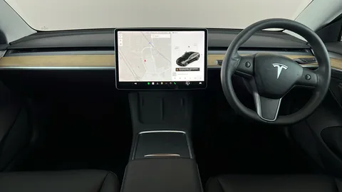 TESLA MODEL 3 Standard Plus Auto