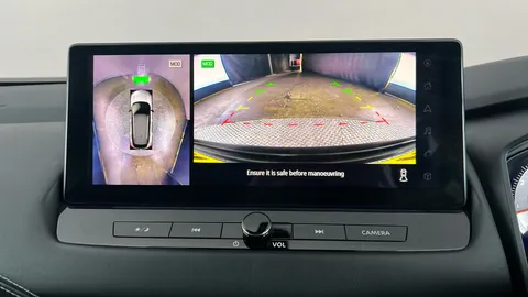 NISSAN QASHQAI 1.3 DiG-T MH 158 N-Connecta [Glass Rf] Xtronic