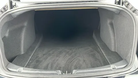 TESLA MODEL 3 Standard Plus Auto