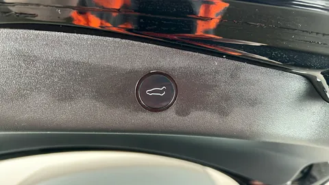 TESLA MODEL 3 Standard Plus Auto