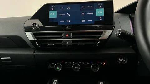 CITROEN C4 100kW Shine Plus 50kWh Auto