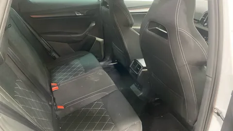 SKODA KAROQ 1.5 TSI Sport Line DSG