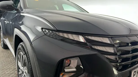 HYUNDAI TUCSON 1.6 TGDi SE Connect 2WD