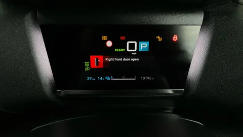 CITROEN C4 X 100kW E-Series 50kWh Auto