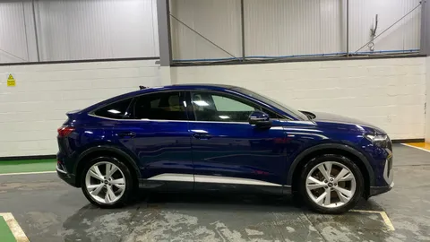 AUDI Q4 150kW 40 82kWh S Line Auto