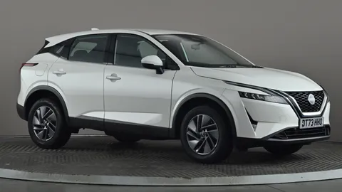 Nissan Qashqai 1.3 DiG-T MH Acenta Premium