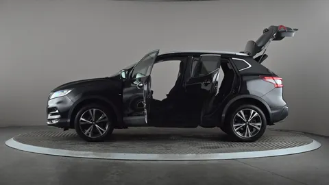 NISSAN QASHQAI 1.2 DiG-T N-Connecta