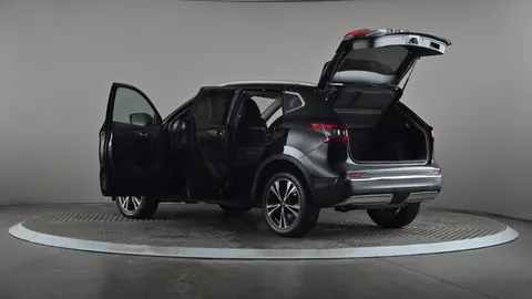 NISSAN QASHQAI 1.2 DiG-T N-Connecta