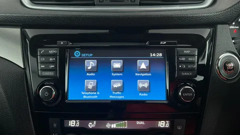 NISSAN QASHQAI 1.2 DiG-T N-Connecta