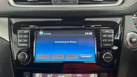 NISSAN QASHQAI 1.2 DiG-T N-Connecta