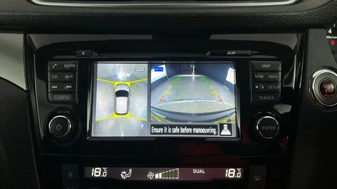 NISSAN QASHQAI 1.2 DiG-T N-Connecta