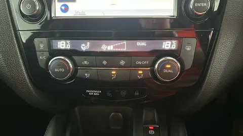 NISSAN QASHQAI 1.2 DiG-T N-Connecta