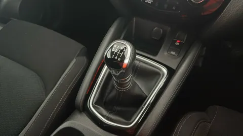 NISSAN QASHQAI 1.2 DiG-T N-Connecta