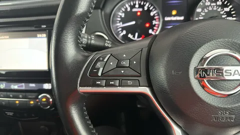 NISSAN QASHQAI 1.2 DiG-T N-Connecta