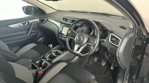 NISSAN QASHQAI 1.2 DiG-T N-Connecta