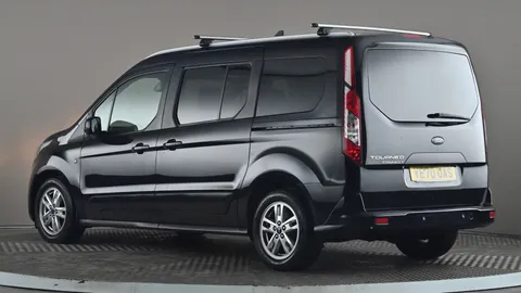 FORD GRAND TOURNEO CONNECT 1.5 EcoBlue 120 Titanium