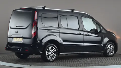 FORD GRAND TOURNEO CONNECT 1.5 EcoBlue 120 Titanium
