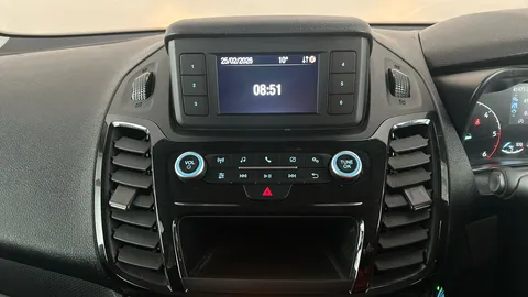 FORD GRAND TOURNEO CONNECT 1.5 EcoBlue 120 Titanium