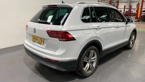 VOLKSWAGEN TIGUAN 2.0 TDi 150 SEL DSG