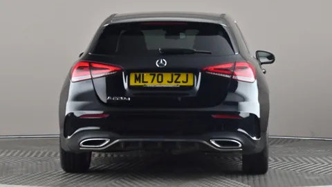 MERCEDES-BENZ A CLASS A220d AMG Line Auto