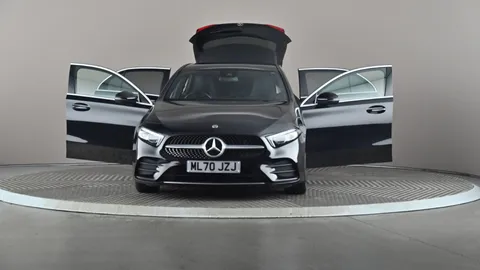 MERCEDES-BENZ A CLASS A220d AMG Line Auto