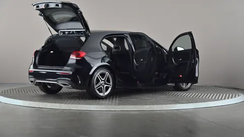 MERCEDES-BENZ A CLASS A220d AMG Line Auto
