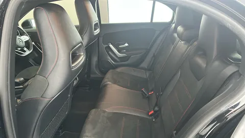 MERCEDES-BENZ A CLASS A220d AMG Line Auto