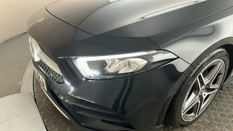 MERCEDES-BENZ A CLASS A220d AMG Line Auto