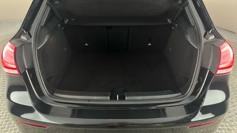 MERCEDES-BENZ A CLASS A220d AMG Line Auto