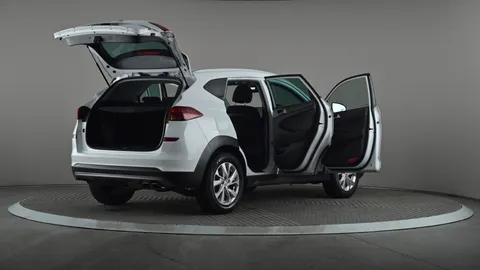 HYUNDAI TUCSON 1.6 CRDi 48V MHD SE Nav 2WD