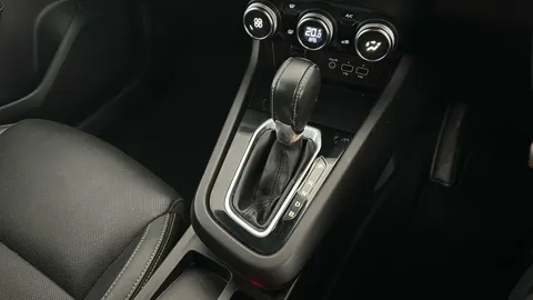 RENAULT ARKANA 1.6 E-Tech full hybrid 145 Engineered Auto