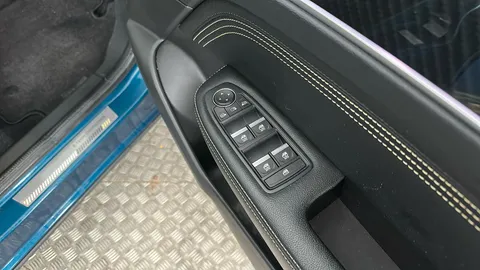 RENAULT ARKANA 1.6 E-Tech full hybrid 145 Engineered Auto