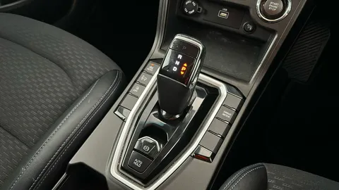 SSANGYONG KORANDO 140kW Ventura 61.5kWh Auto