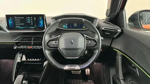 PEUGEOT 2008 100kW GT 50kWh Auto