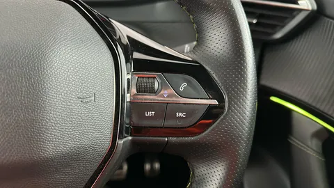 PEUGEOT 2008 100kW GT 50kWh Auto