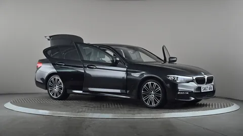 BMW 5 SERIES 520d xDrive M Sport Auto