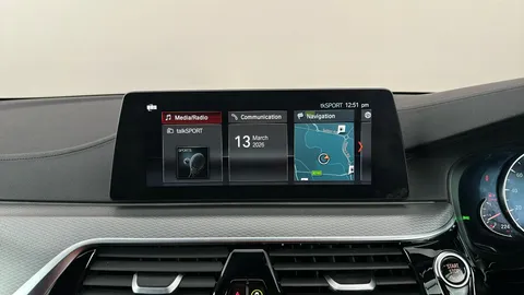 BMW 5 SERIES 520d xDrive M Sport Auto