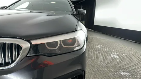 BMW 5 SERIES 520d xDrive M Sport Auto