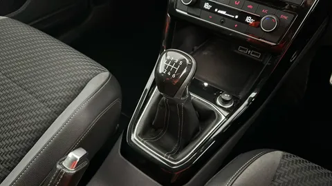 VOLKSWAGEN T-CROSS 1.0 TSI 115 R-Line