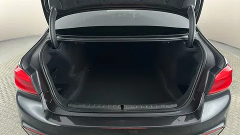 BMW 5 SERIES 520d xDrive M Sport Auto