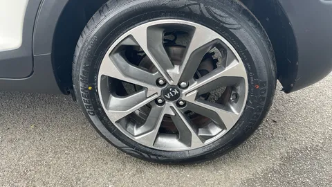 KIA STONIC 1.0T GDi 4