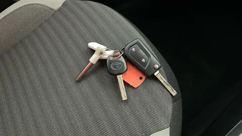 TOYOTA AYGO 1.0 VVT-i X-Play