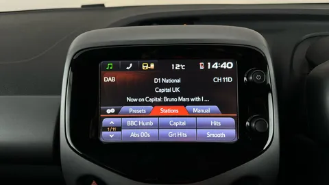 TOYOTA AYGO 1.0 VVT-i X-Play