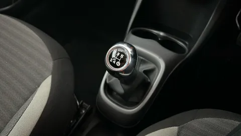 TOYOTA AYGO 1.0 VVT-i X-Play