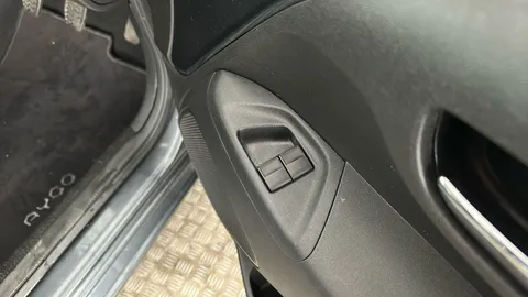 TOYOTA AYGO 1.0 VVT-i X-Play