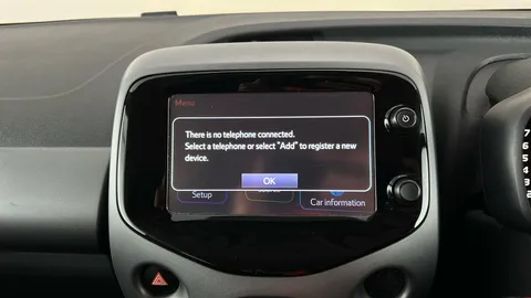 TOYOTA AYGO 1.0 VVT-i X-Play